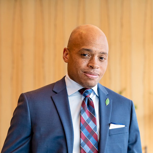 Thurston Woods, General Manager